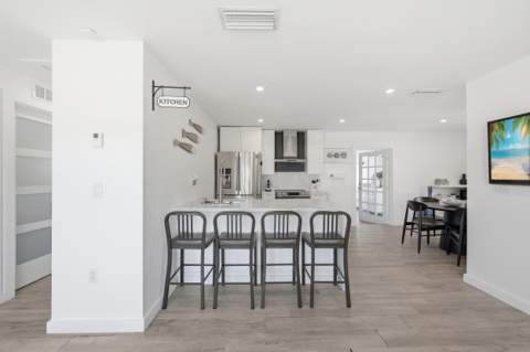 330 NE 59th Court, Oakland Park FL - photo 12 of 45