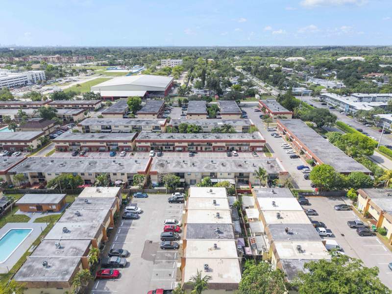 3 bedroom Townhouse at 6659 SW 41st Place #38, Brentwood Townhouse 2, Davie — photo 5