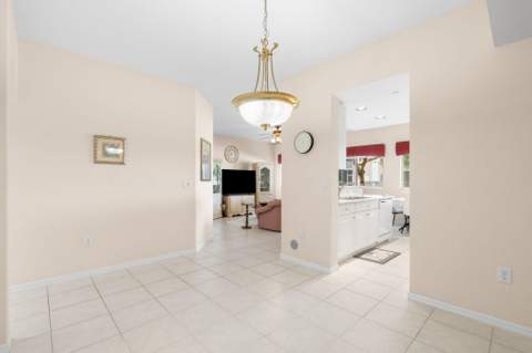 7735 Yardley Drive #103, Tamarac FL - photo 14 of 29