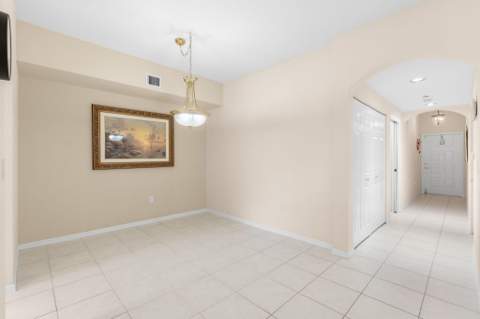 7735 Yardley Drive #103, Tamarac FL - photo 13 of 29