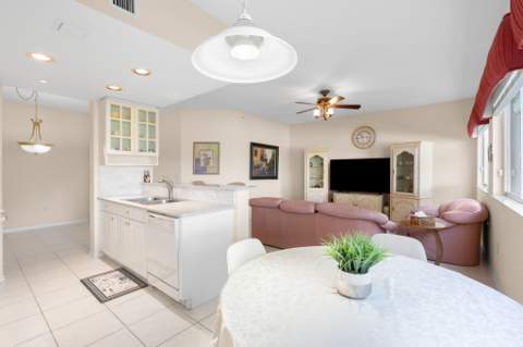 7735 Yardley Drive #103, Tamarac FL - photo 19 of 29