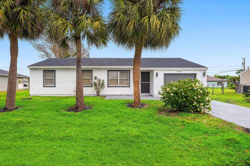 3 bedroom Single Family Residence at 2937 SE Ironton Avenue, Port St Lucie Section 40, Port St. Lucie — photo 2