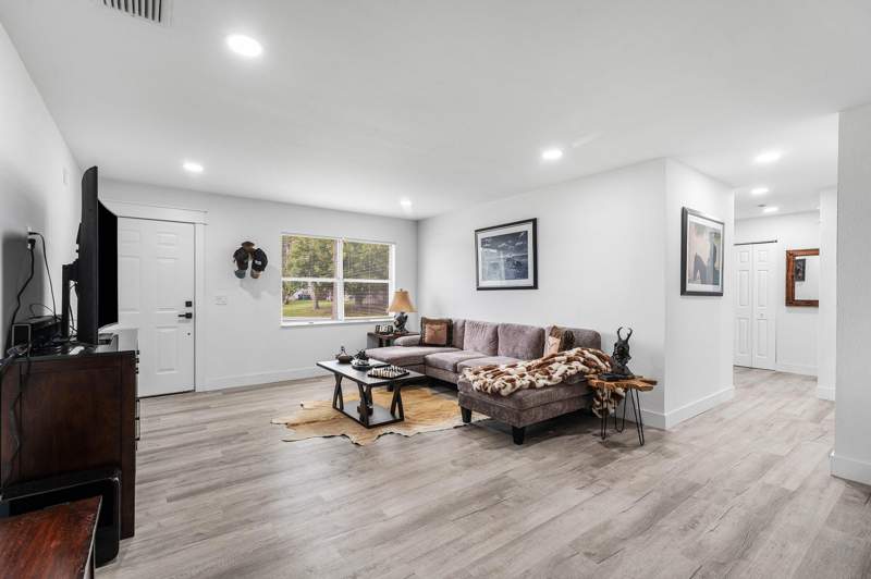 3 bedroom Single Family Residence at 2937 SE Ironton Avenue, Port St Lucie Section 40, Port St. Lucie — photo 5