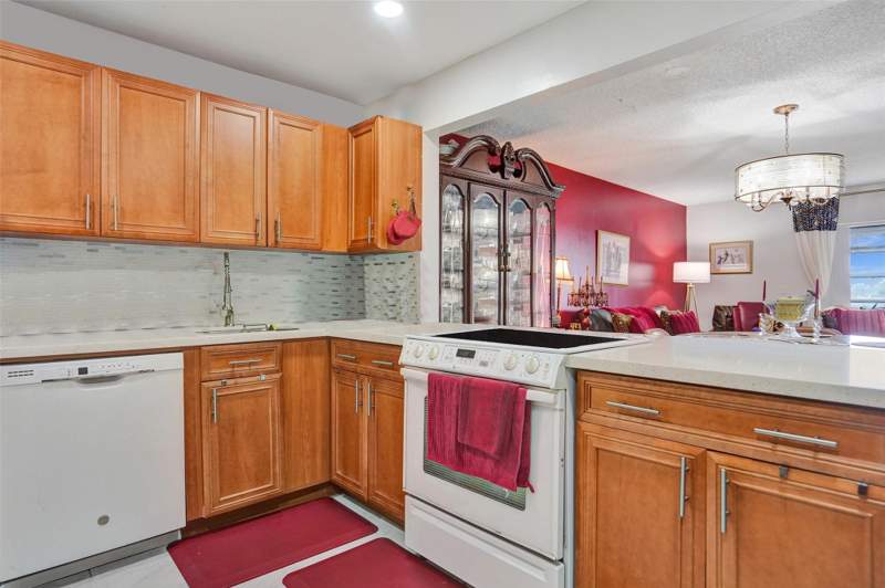 1 bedroom Condominium at 4851 NW 21st Street #405, Castle Gardens Apartments, Lauderhill — photo 3