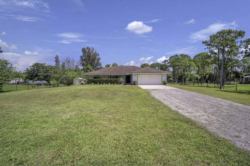 4 bedroom Single Family Residence at 11195 61st St Street, Acreage/Uncorporated, West Palm Beach — photo 2