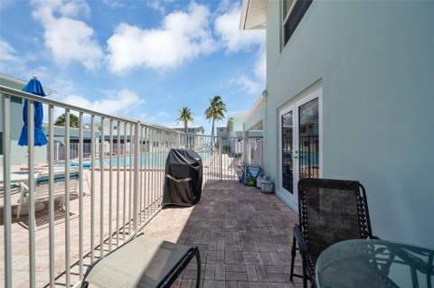 5400 N Ocean Boulevard #32, Lauderdale-By-The-Sea FL - photo 14 of 31