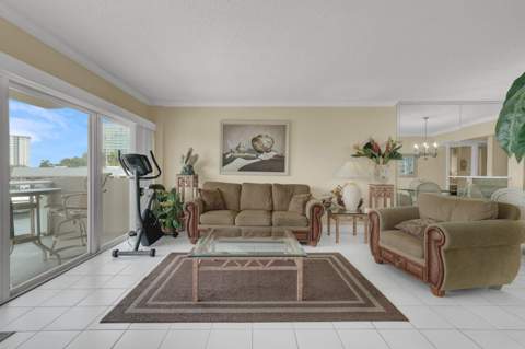 140 NE 28th Avenue #502, Pompano Beach FL - photo 7 of 44