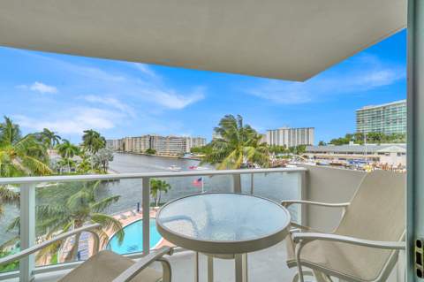 140 NE 28th Avenue #502, Pompano Beach FL - photo 16 of 44