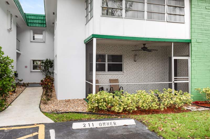 2 bedroom Condominium at 2271 NW 48th Terrace #111, Castle Apartments 8 Condo, Lauderhill — photo 3
