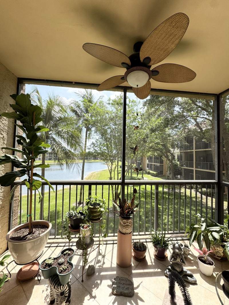 2 bedroom Condominium at 6720 Coral Lake Drive #6720, Coral Gate Xii Condo, Margate — photo 4