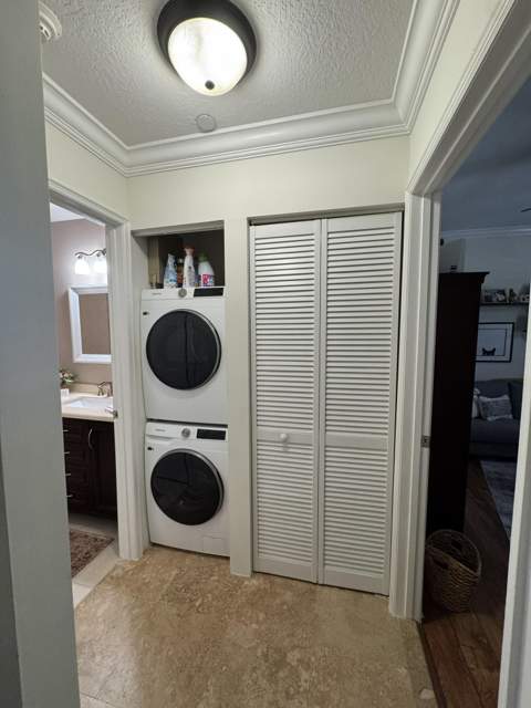 6720 Coral Lake Drive #6720, Margate FL - photo 16 of 40