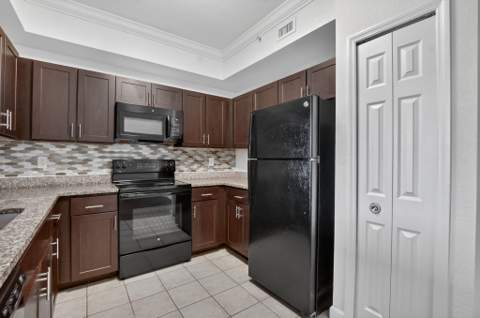15085 Michelangelo Boulevard #108, Delray Beach FL - photo 7 of 39