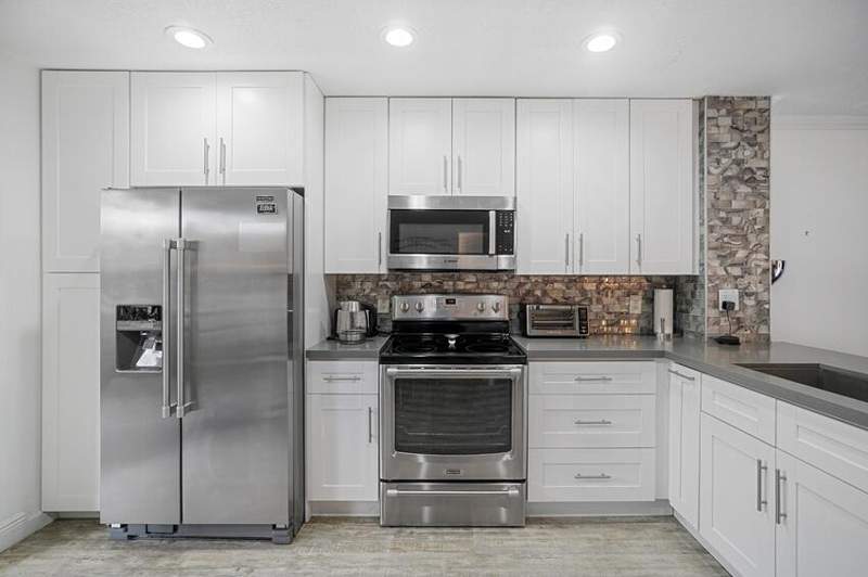 2 bedroom Condominium at 7620 NW 79th Avenue #J8, Bonaire Village At Woodmont, Tamarac — photo 2