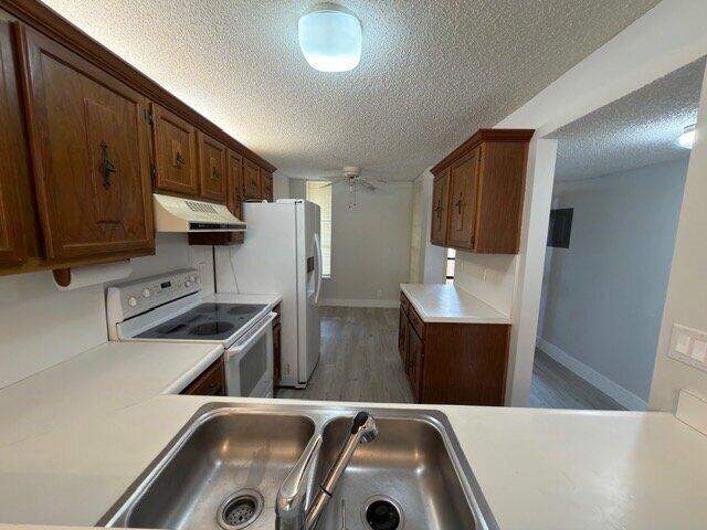 2 bedroom Condominium at 6021 Coral Lake Drive #209, Coral Gate V Condo, Margate — photo 4