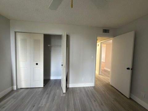 6021 Coral Lake Drive #209, Margate FL - photo 12 of 23