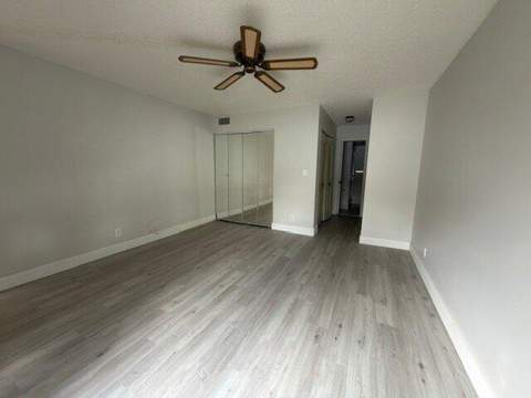 6021 Coral Lake Drive #209, Margate FL - photo 19 of 23