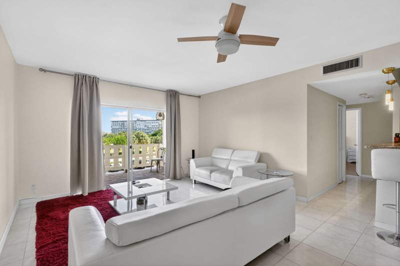 2 bedroom Condominium at 4330 Hillcrest Drive #302, Hillcrest East No 23 Condo, Hollywood — photo 5