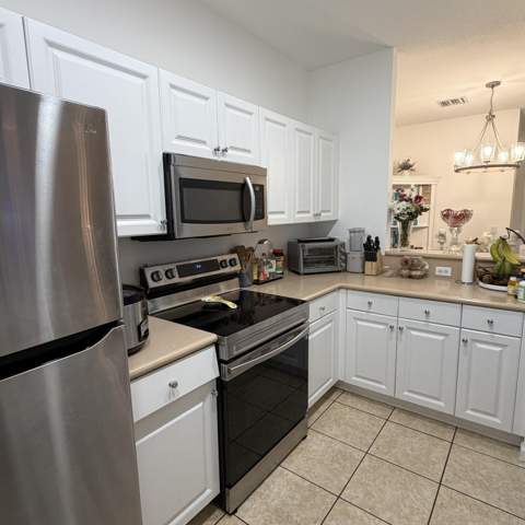 976 Abaco Lane, Riviera Beach FL - photo 7 of 21