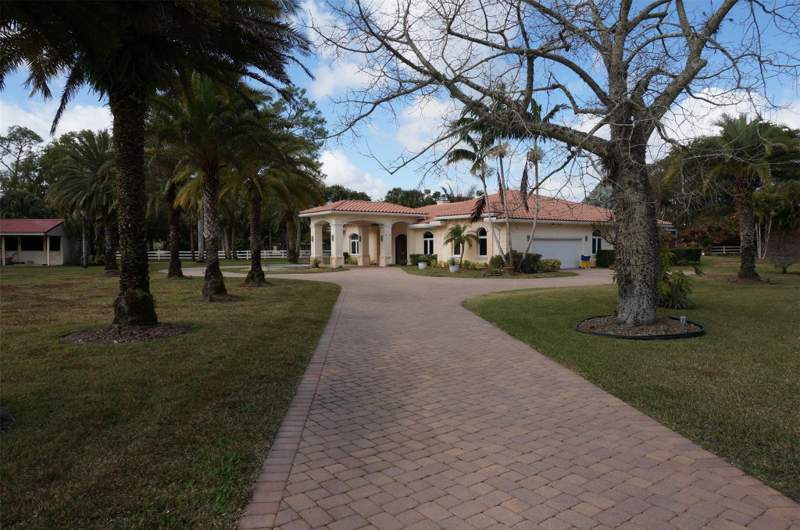 4 bedroom Single Family Residence at 650 E Rambling Drive, Palm Beach Little Ranches 2, Wellington — photo 4