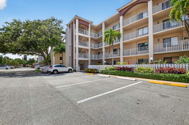 2 bedroom Condominium at 6193 Pointe Regal Circle #402, Huntington Pointe, Delray Beach — photo 4