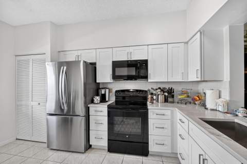 6193 Pointe Regal Circle #402, Delray Beach FL - photo 8 of 103