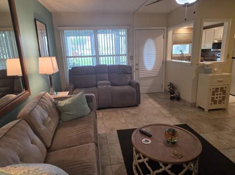 808 SE 7th Street #101, Deerfield Beach FL - photo 24 of 42