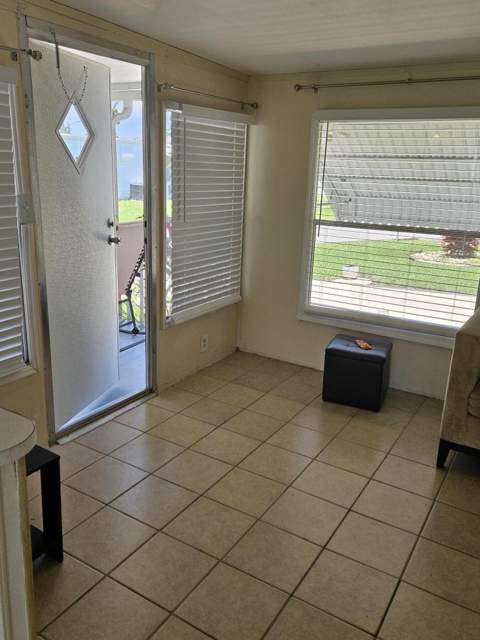 8550 SW 20th Street, Davie FL - photo 16 of 17