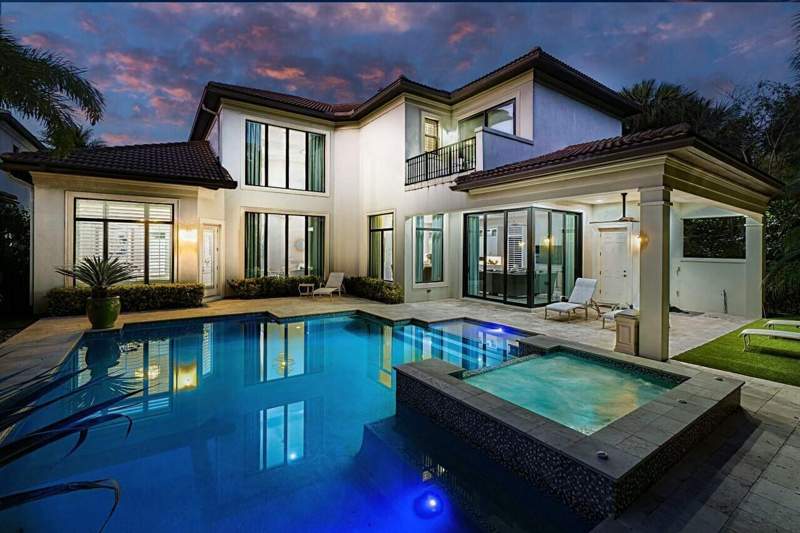 4 bedroom Single Family Residence at 130 Gardenia Isles Drive, Gardenia Isles, Palm Beach Gardens — photo 2