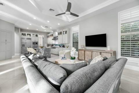 130 Gardenia Isles Drive, Palm Beach Gardens FL - photo 14 of 49