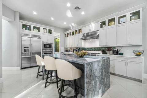 130 Gardenia Isles Drive, Palm Beach Gardens FL - photo 16 of 49