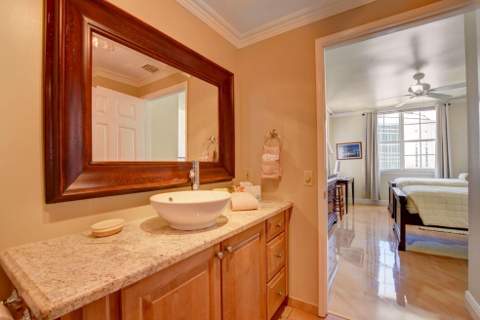 780 S Sapodilla Avenue #401, West Palm Beach FL - photo 19 of 44