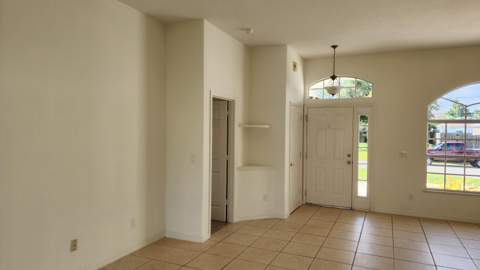 474 SW Namoit Place, Port St. Lucie FL - photo 7 of 21