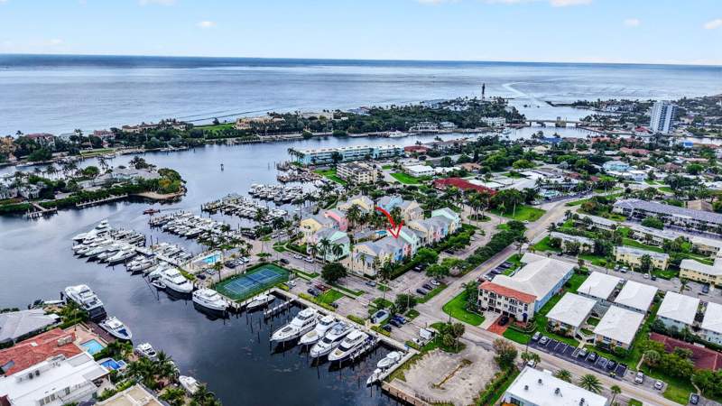 3 bedroom Single Family Residence at 2860 Marina Circle, Lighthouse Point 2 Sec, Lighthouse Point — photo 3