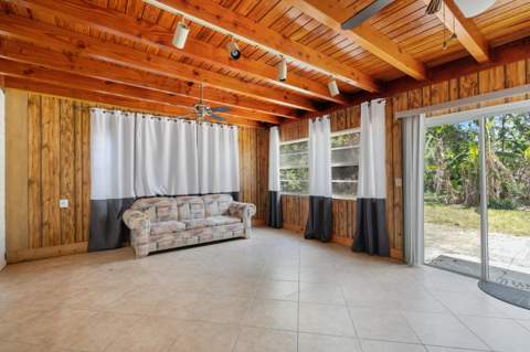 7403 Miramar Avenue, Fort Pierce FL - photo 14 of 36