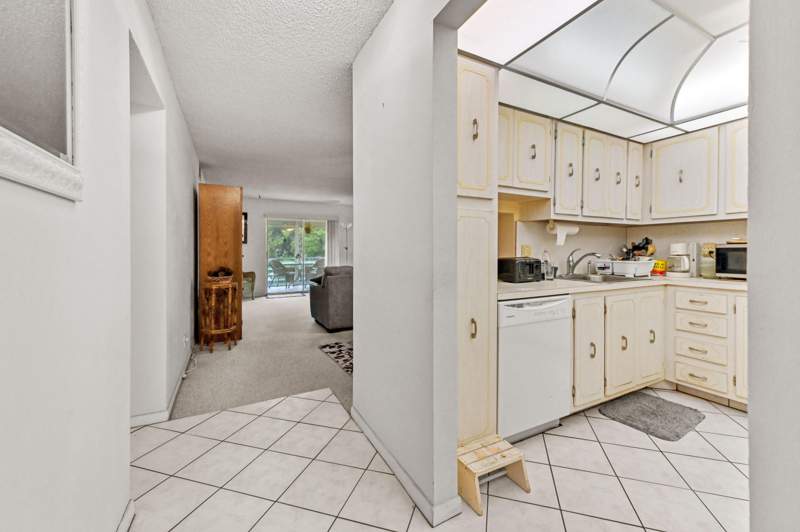 2 bedroom Condominium at 2615 NE 3rd Court #3170, Village Royale Greenwood, Boynton Beach — photo 5