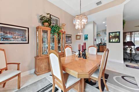 7734 Belmont Drive, Lake Worth FL - photo 11 of 37