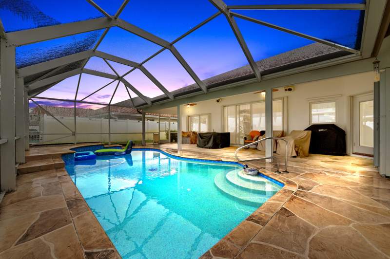 4 bedroom Single Family Residence at 7734 Belmont Drive, Lake Charleston, Lake Worth — photo 3