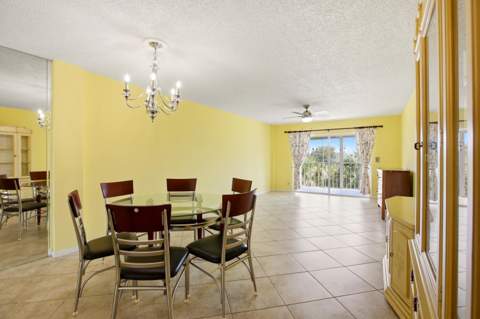 3146 Via Poinciana #407, Greenacres FL - photo 11 of 39