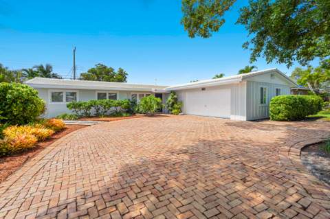 2110 NE 55th Street, Fort Lauderdale FL - photo 6 of 39