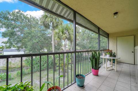 7867 Willow Spring Drive #821, Lake Worth FL - photo 21 of 24
