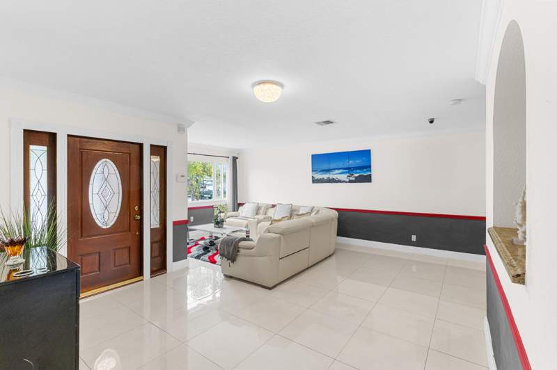 3 bedroom Single Family Residence at 321 N 72nd Terrace, Boulevard Heights Sec 1, Hollywood — photo 3