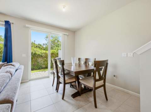 5720 Mentmore Drive, West Palm Beach FL - photo 16 of 52