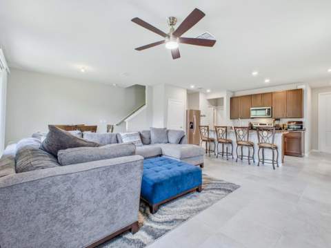 5720 Mentmore Drive, West Palm Beach FL - photo 15 of 52