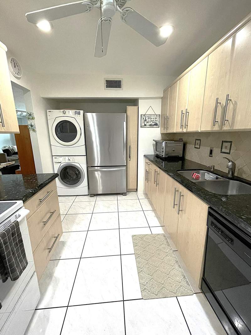 3 bedroom Villa at 2431 Del Aire Boulevard #115-d, Pines Of Delray Condo, Delray Beach — photo 3