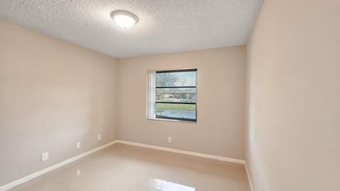 416 Lakeside Drive #129, Margate FL - photo 8 of 25