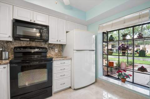 2307 SW 15th Street #1, Deerfield Beach FL - photo 14 of 27