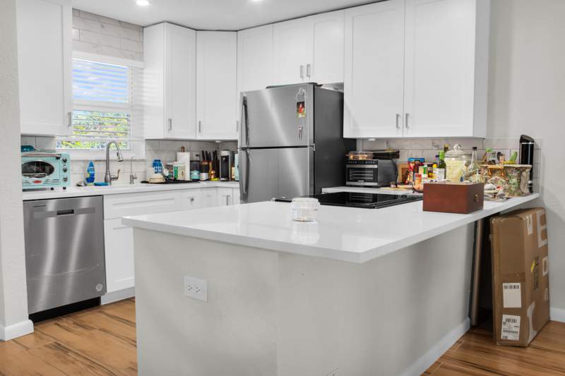 2 bedroom Stock Cooperative at 2202 NE 36th Street #15, Lighthouse Terrace Co-Op, Lighthouse Point — photo 2