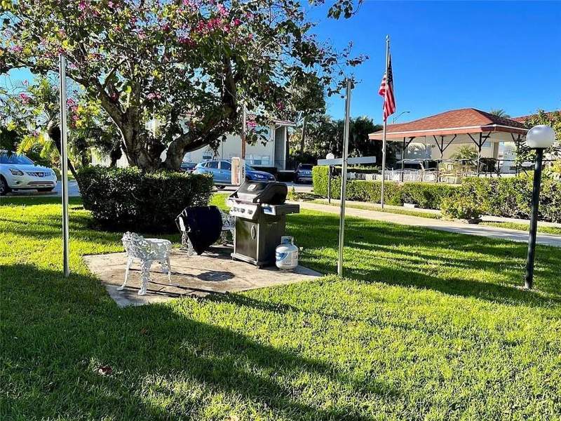 2 bedroom Stock Cooperative at 2202 NE 36th Street #15, Lighthouse Terrace Co-Op, Lighthouse Point — photo 5