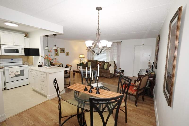 1 bedroom Condominium at 3400 Springdale Boulevard #214, Regal Palms Trafalgar Condo, Palm Springs — photo 5