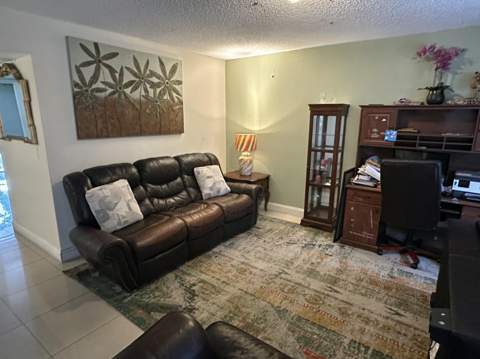 7424 NW 75th Street, Tamarac FL - photo 6 of 24